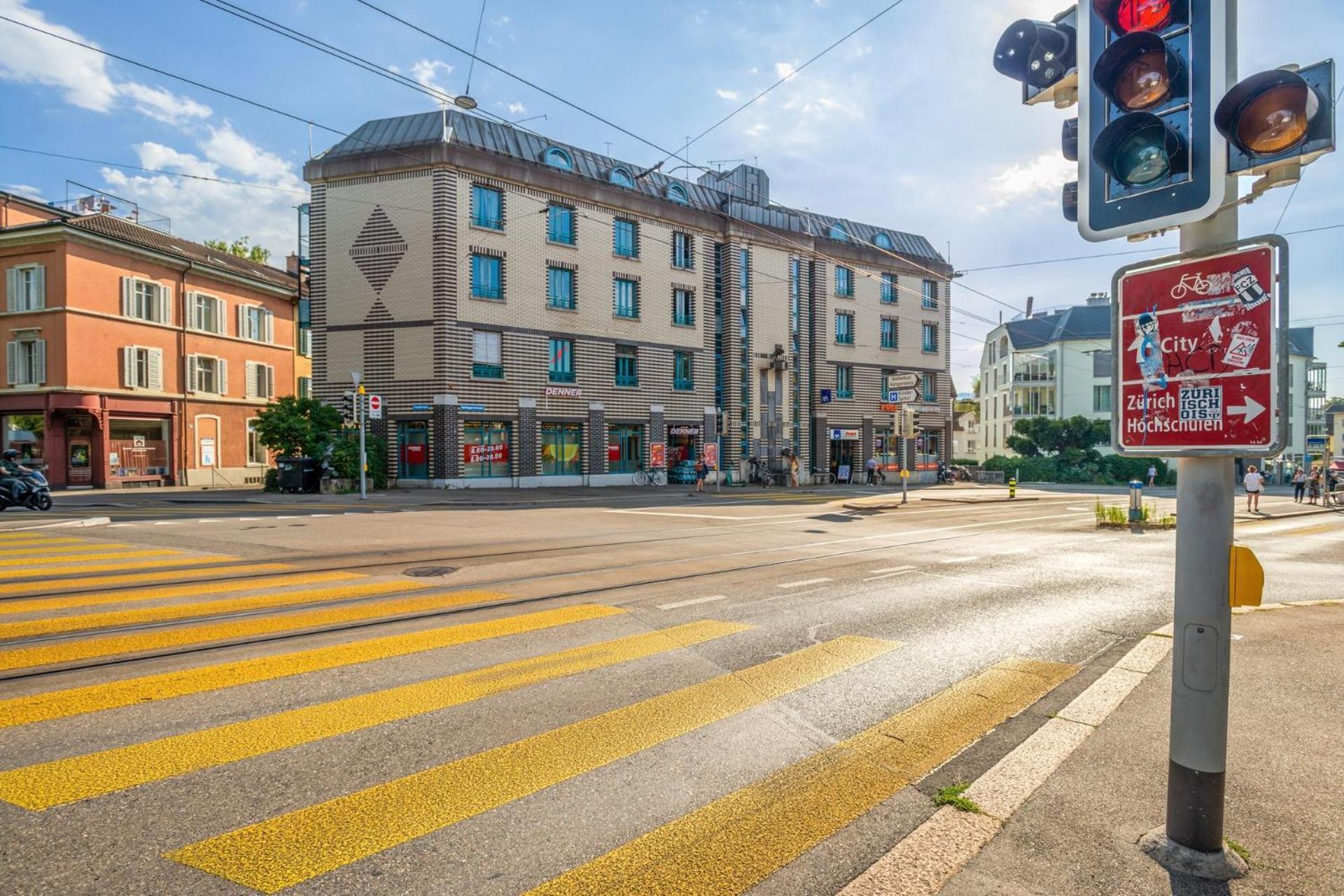 Spacious Central Apartments Hoting Zurich Ngoại thất bức ảnh